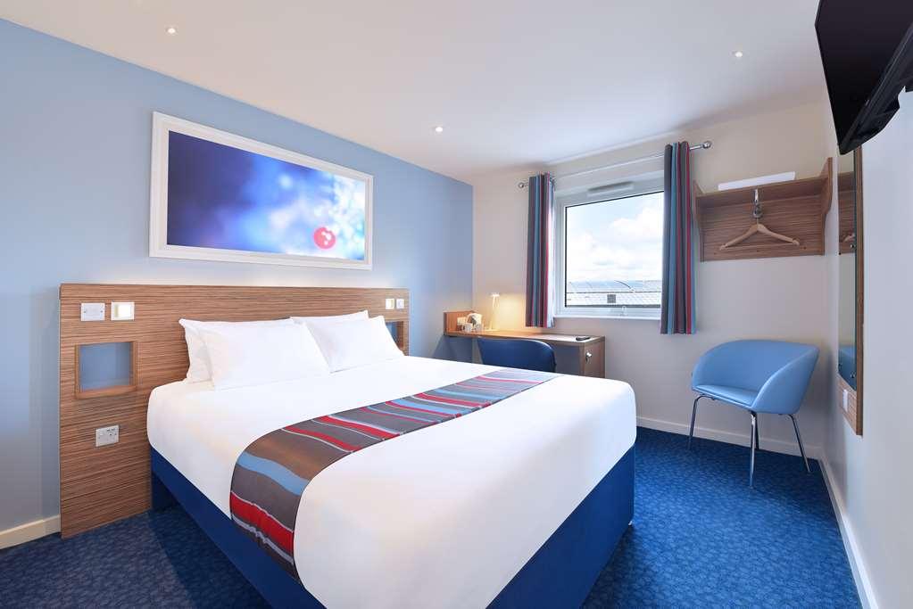 Travelodge London Feltham Oda fotoğraf